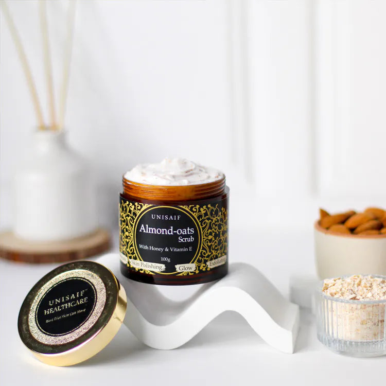 Unisaif Almond Oats Scrub-100g